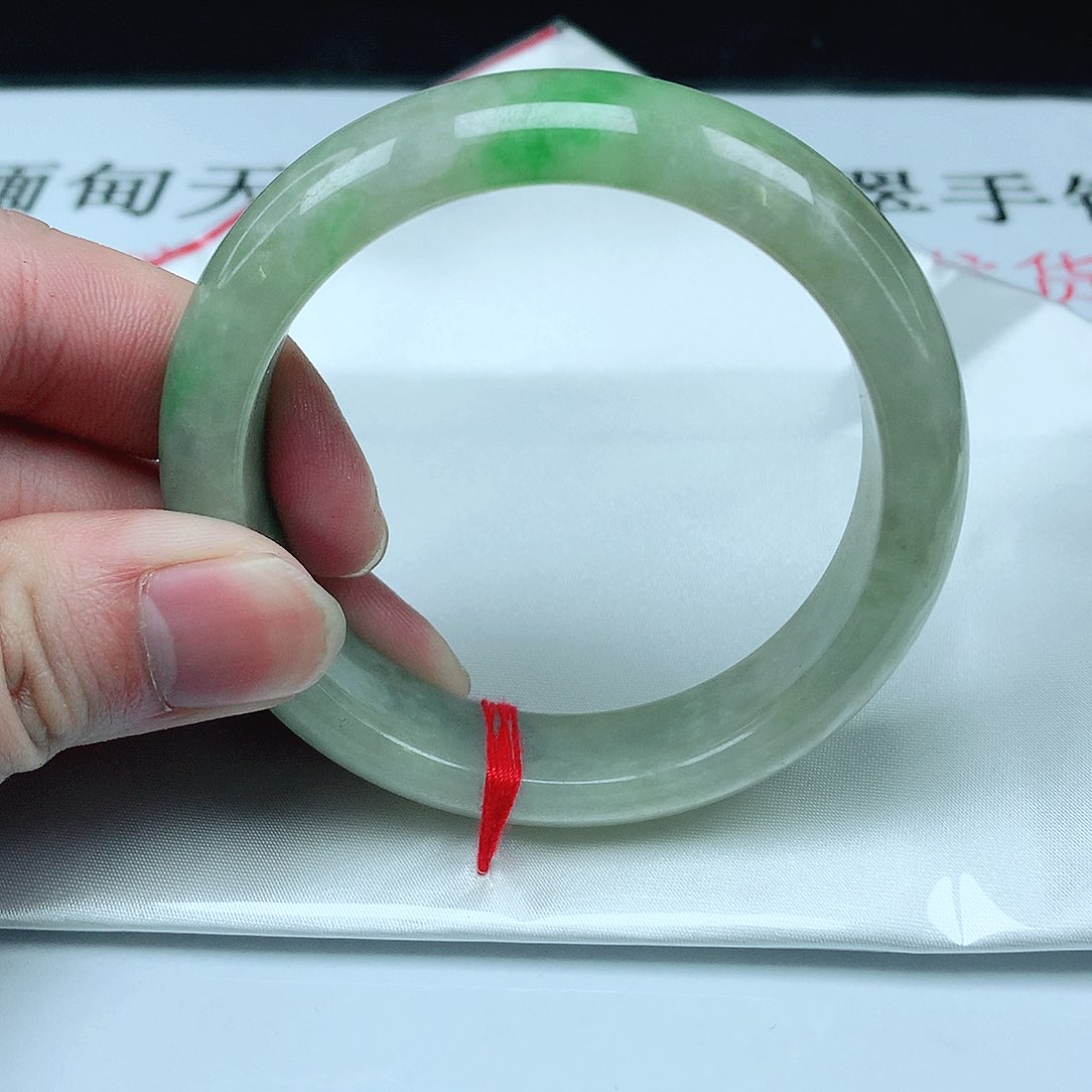 翡翠手镯未镶嵌圈55