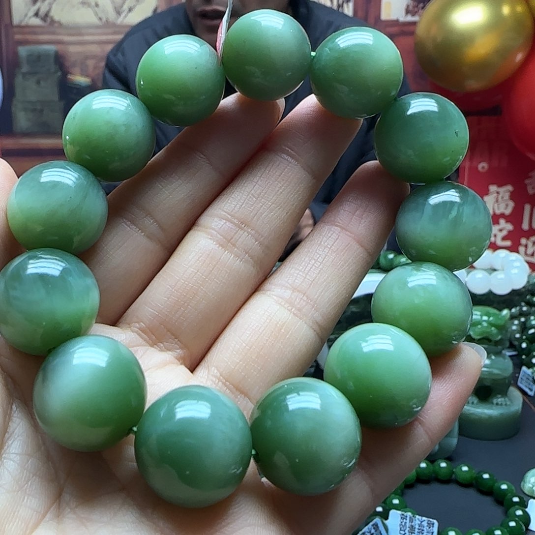 和田玉手串未镶嵌