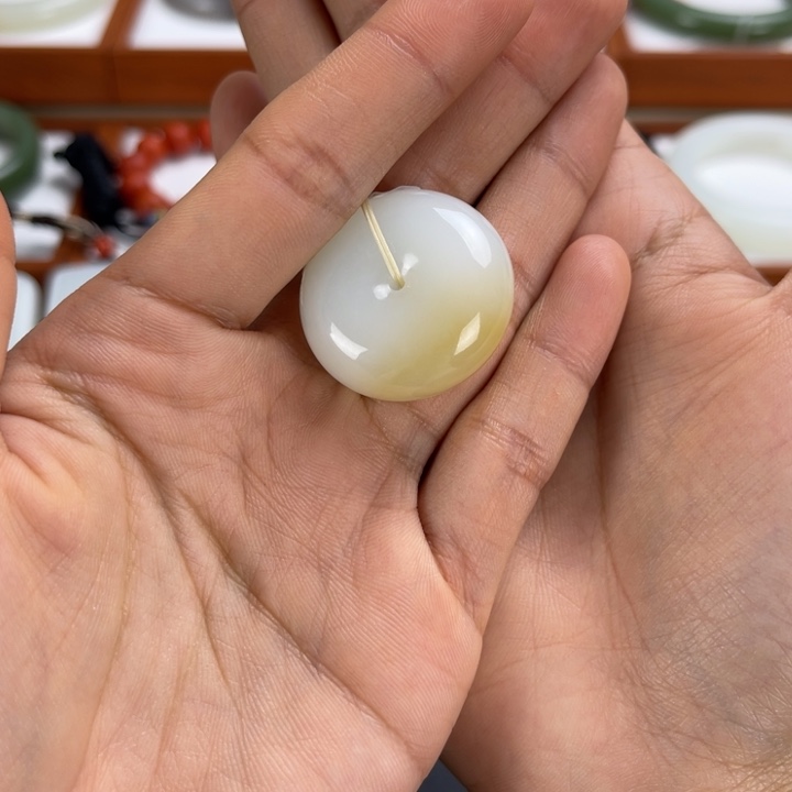 和田玉未镶嵌颈饰明***我