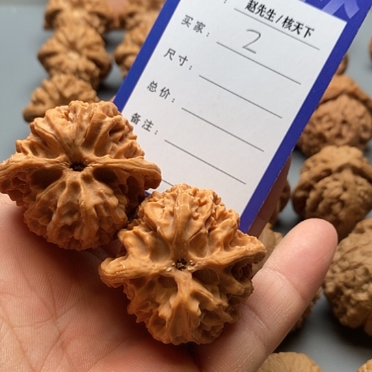 文玩核桃把件强***1苹果园