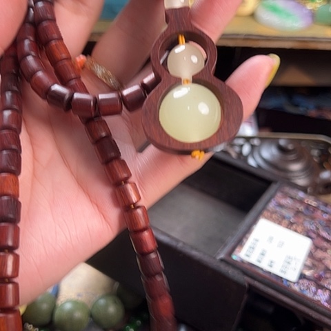 吊坠滴血莲花菩提