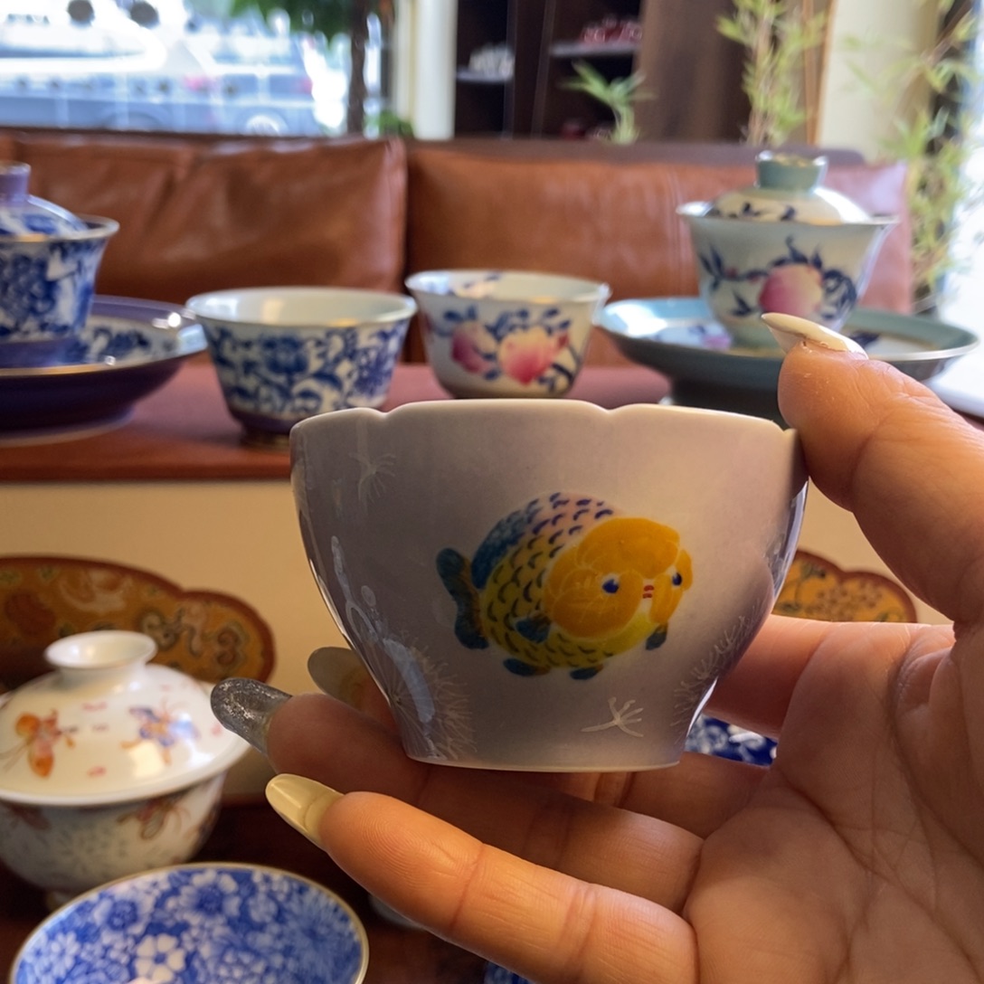 w雪山春晓兰寿鱼紫色杯