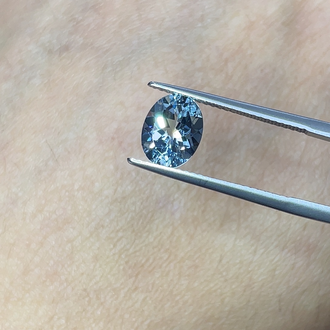 海蓝宝石裸石1.7克拉圣玛利亚色海蓝宝