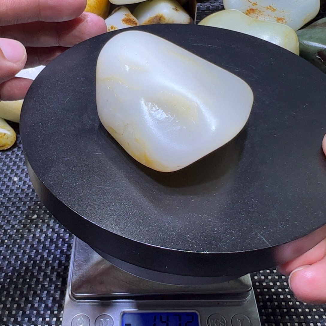 和田玉（子料）未镶嵌颈饰96