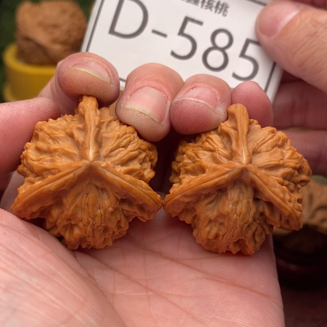 文玩核桃把件正奔36