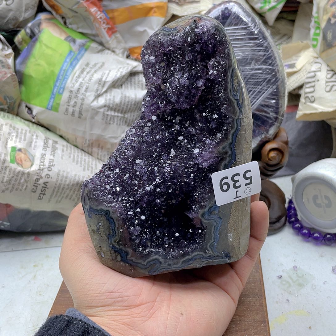 紫晶大型摆件（非配饰）未镶嵌