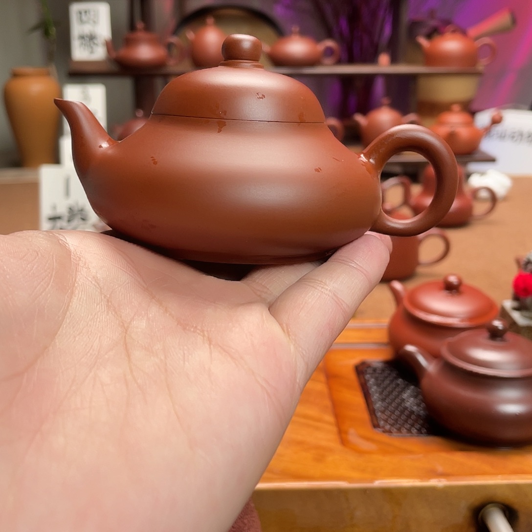 紫砂茶壶R****u梨壶手拉