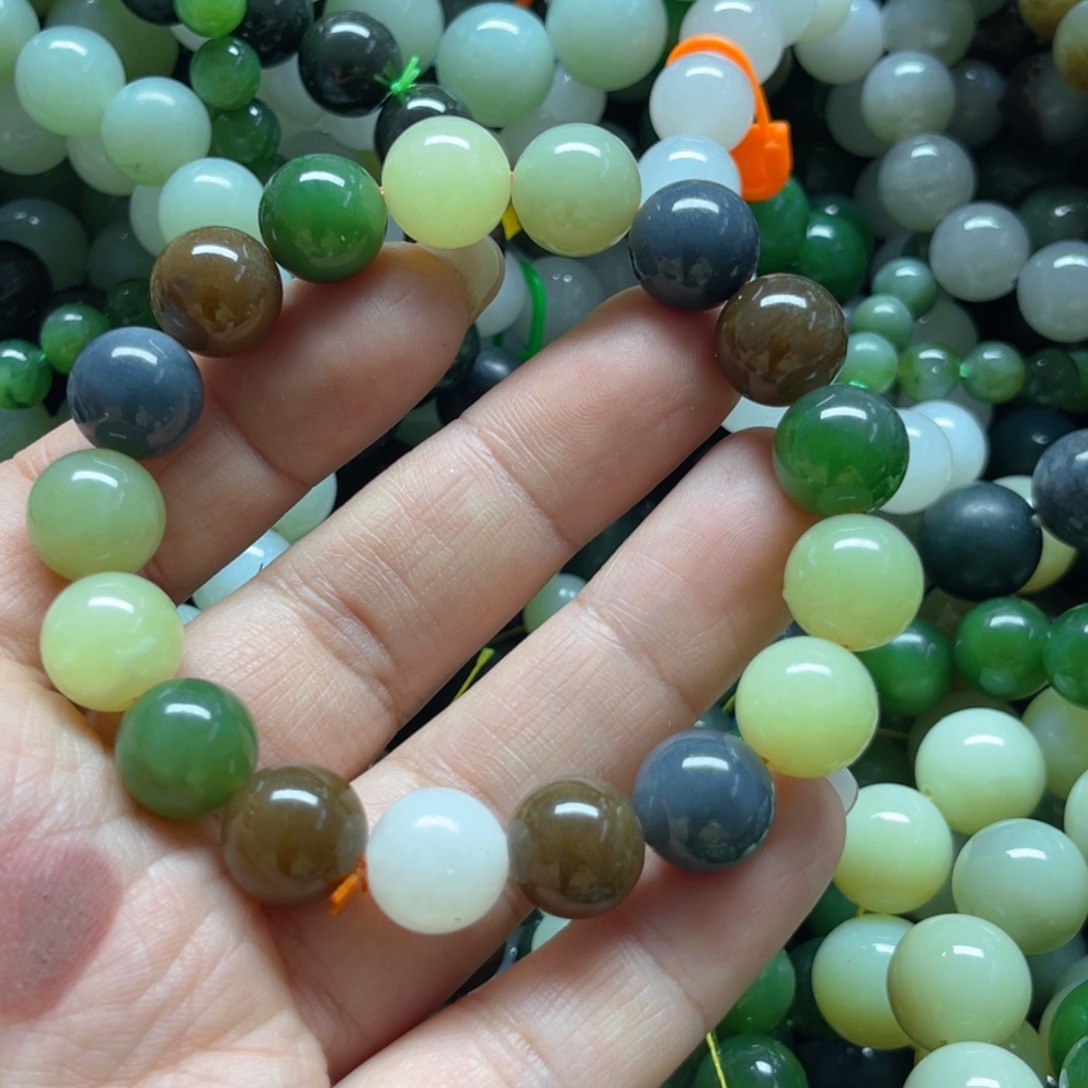 和田玉手链未镶嵌多样性