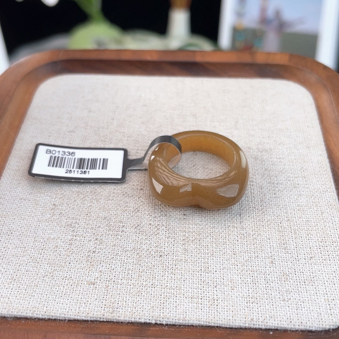 和田玉未镶嵌戒指U20糖猫猫17.1不退换