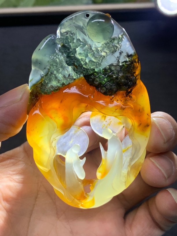 悟道挂件 采用天然花玉精雕而成