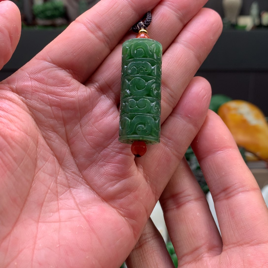 和田玉吊坠未镶嵌