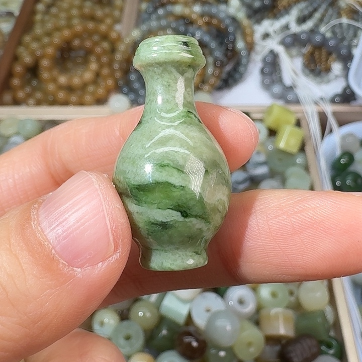 和田玉（碧玉）未镶嵌颈饰3418