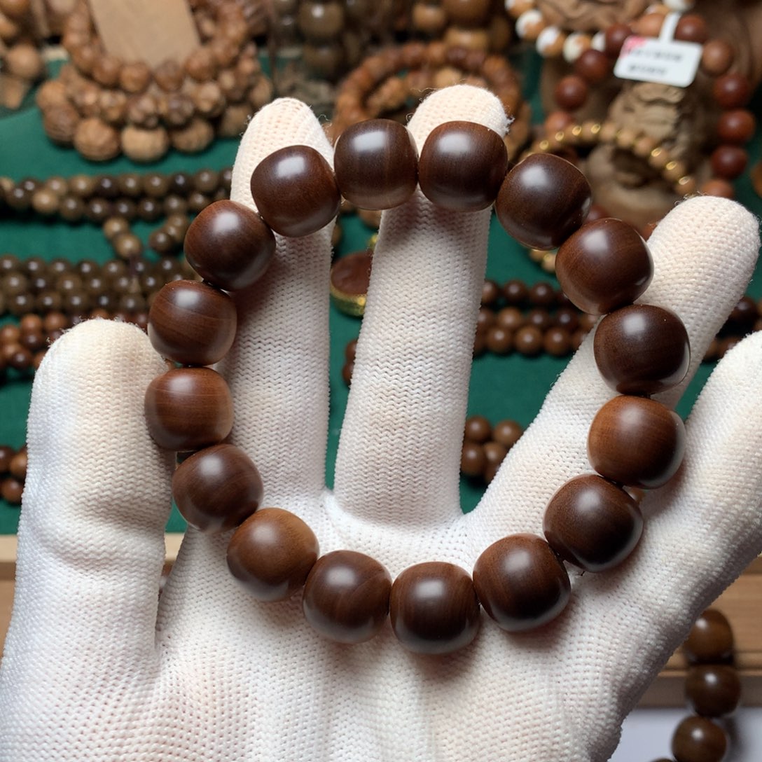 檀香木手串/手链老山檀香1.3*1.4沉水