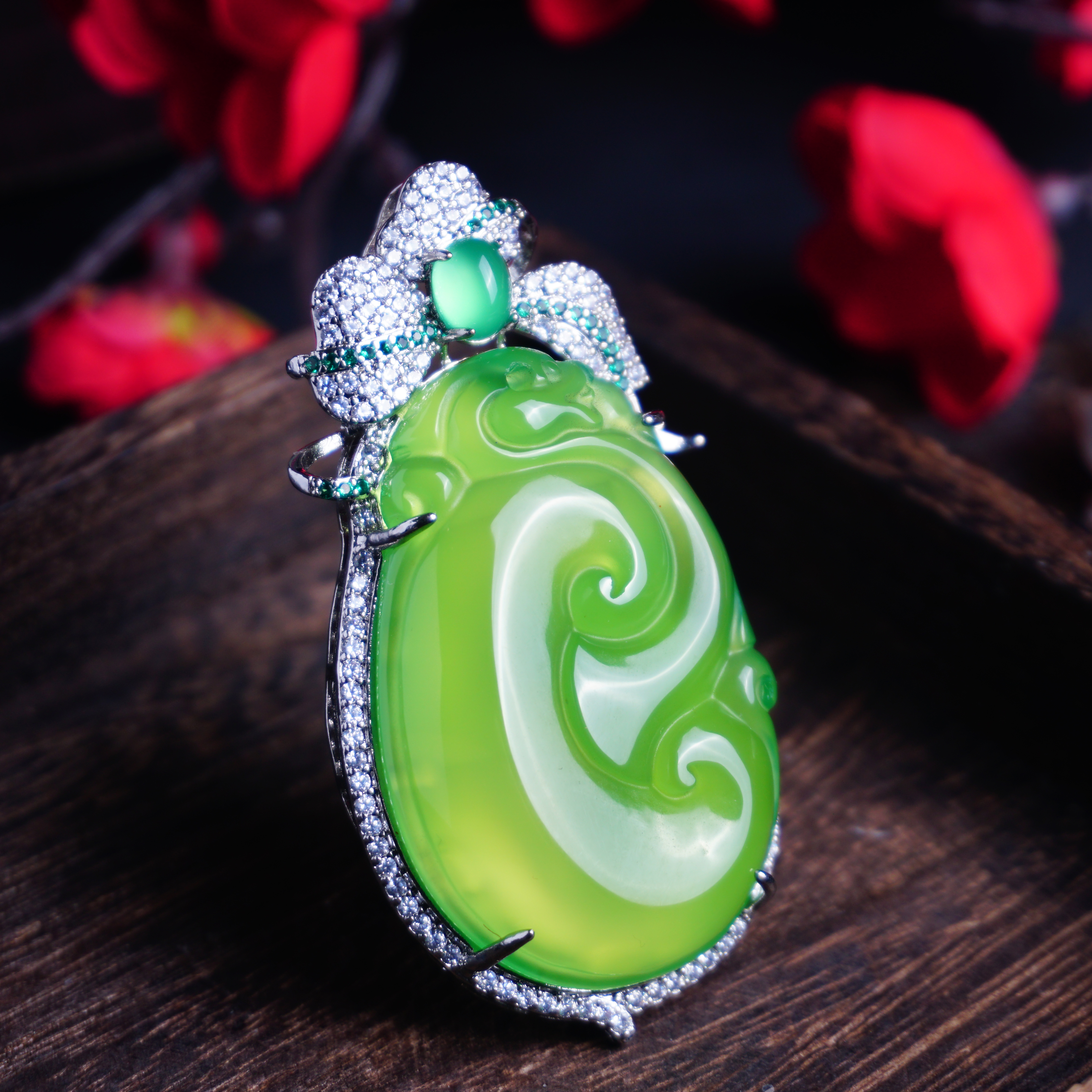 【天然玉石】绿玉髓兽首如意吊坠镶嵌款精美雕刻传统挂件热卖豪镶款