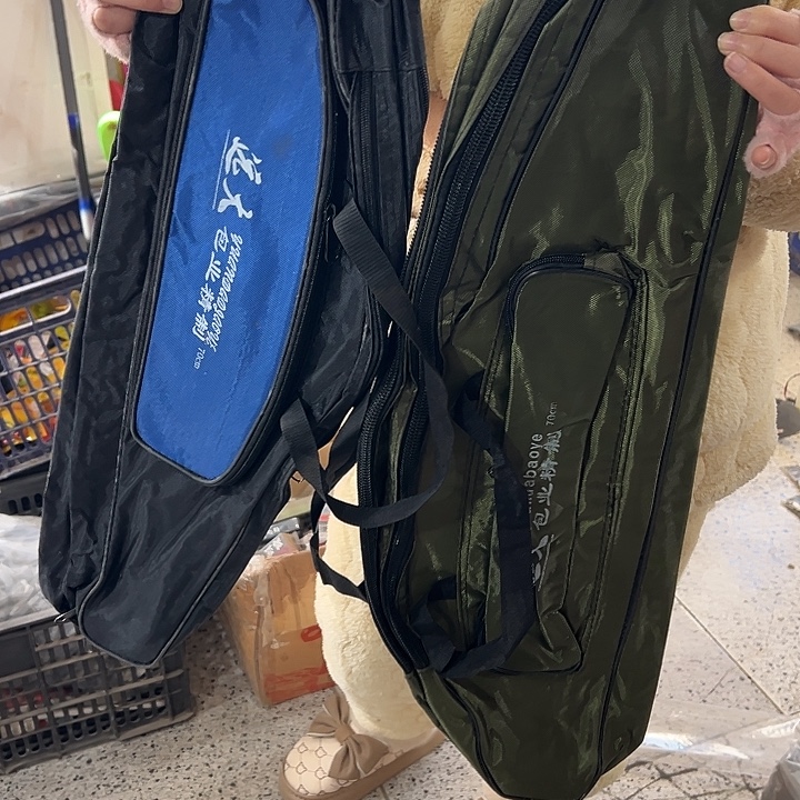 70黑包➕绿包微瑕疵发两个