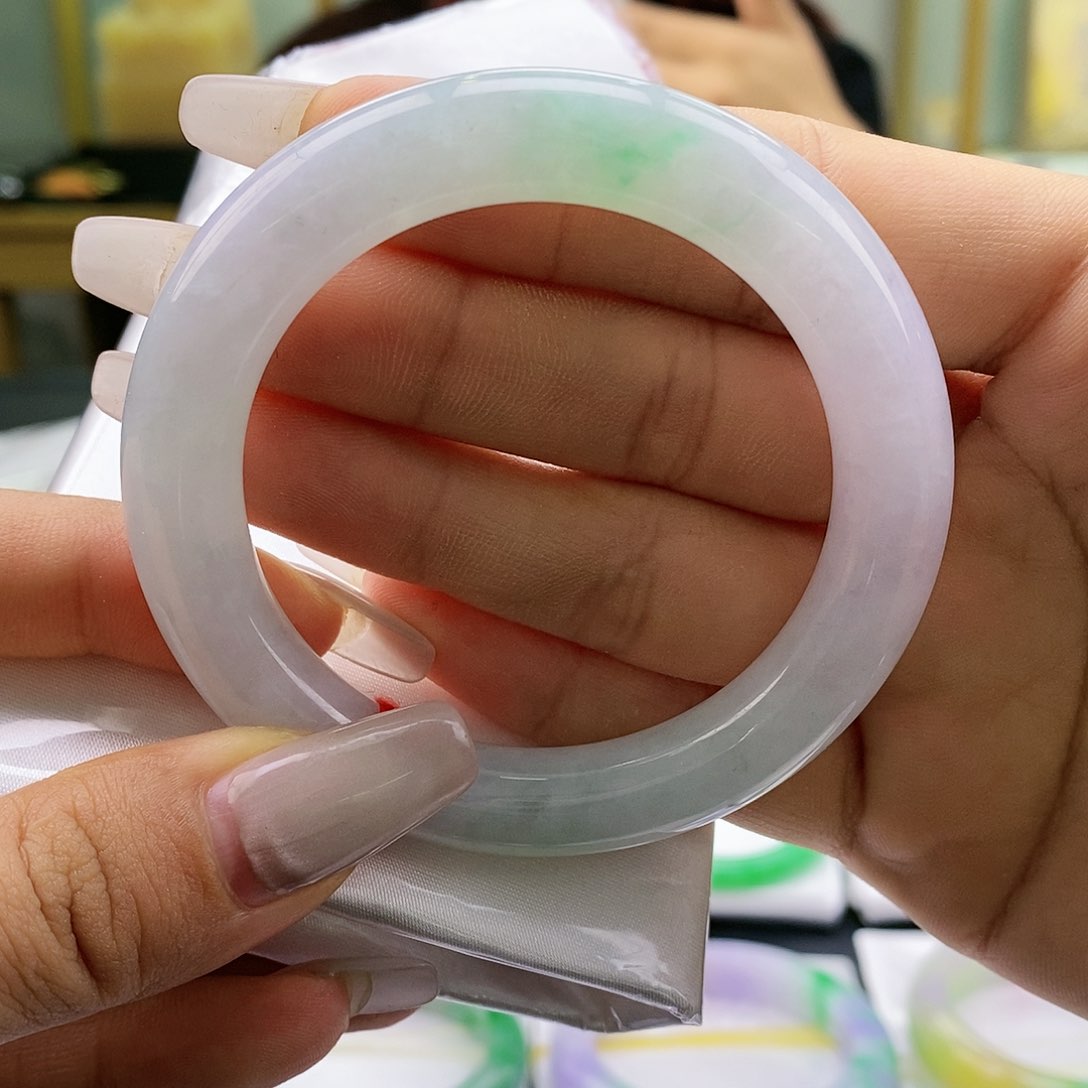 【闪购商品】未镶嵌手镯翡翠