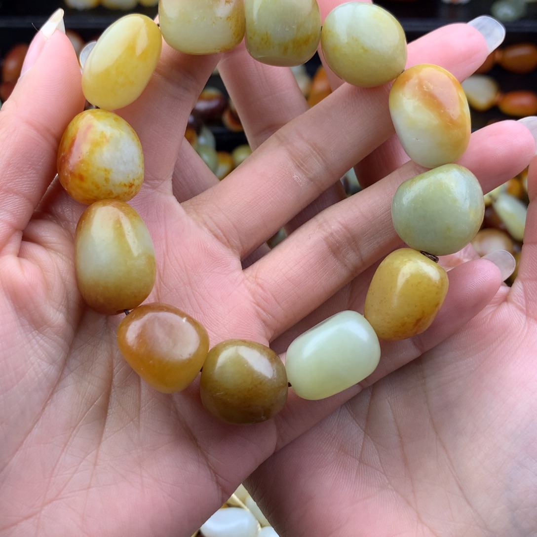 和田玉未镶嵌手链