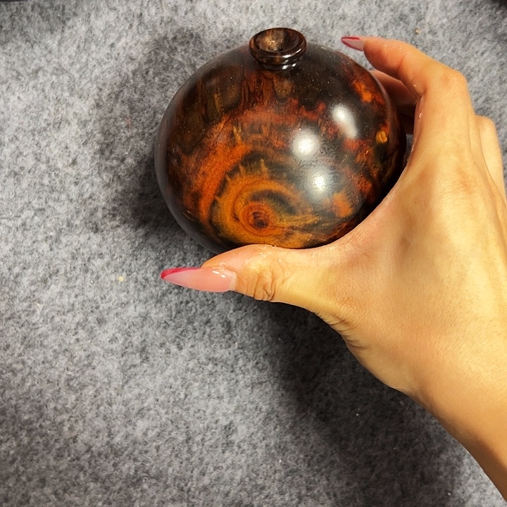 木质@**@老挝大红酸枝富贵瓶一个