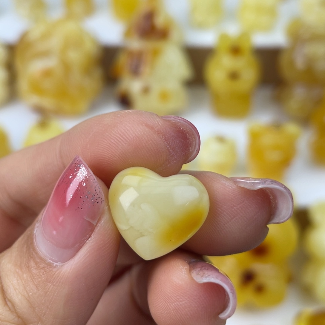 琥珀裸石未镶嵌蜜蜡