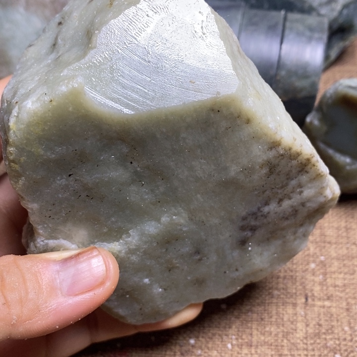 清***月和田玉（糖玉）未镶嵌挂件