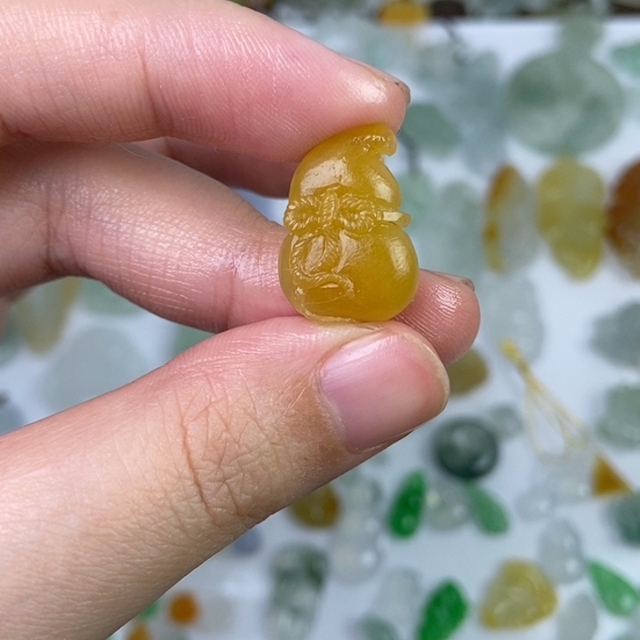 定制翡翠未镶嵌葫芦