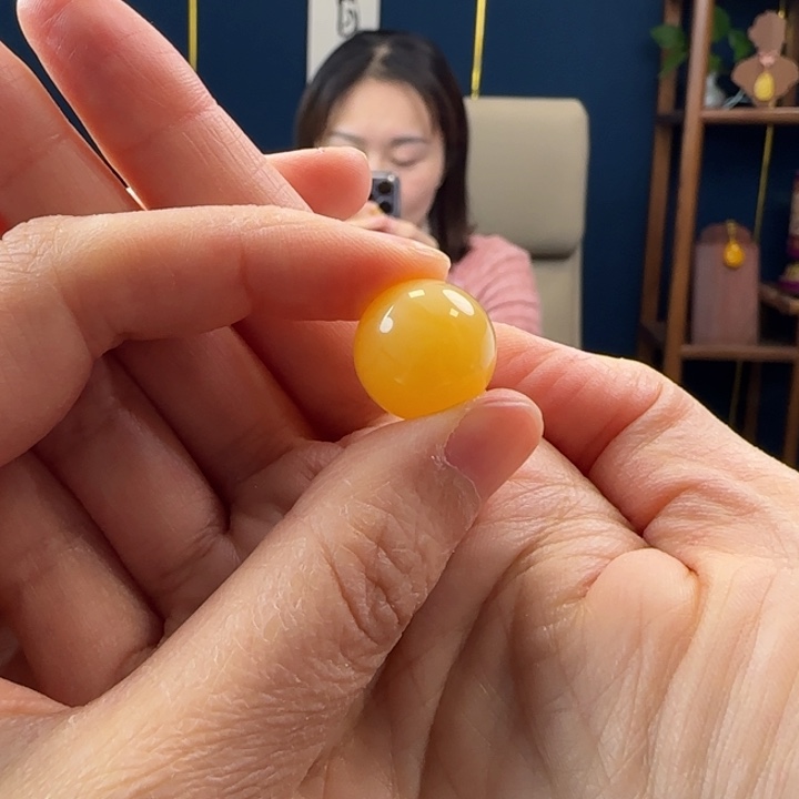 蜜蜡吊坠(赠链)未镶嵌L*F