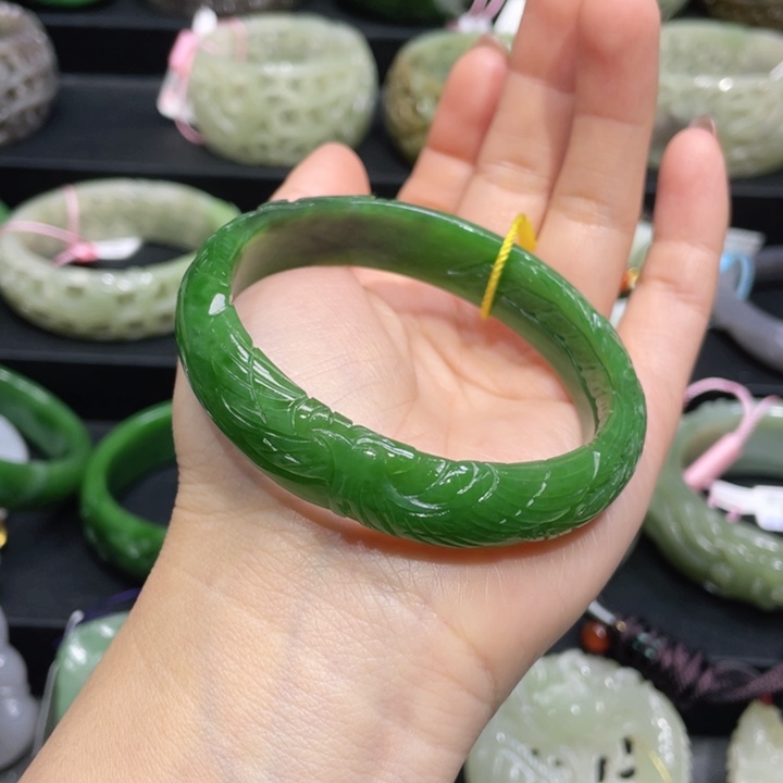 和田玉手镯58圈口 编号33未镶嵌悦