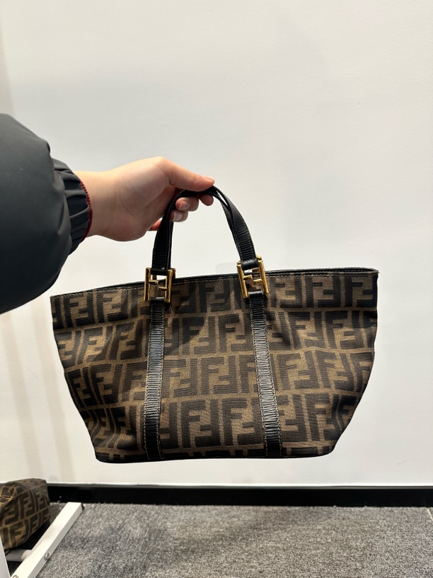 95新 FENDI/芬迪 手提包/芬迪/r91