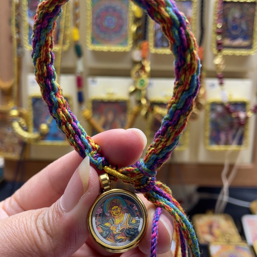 吊坠唐卡一步到位一是为了