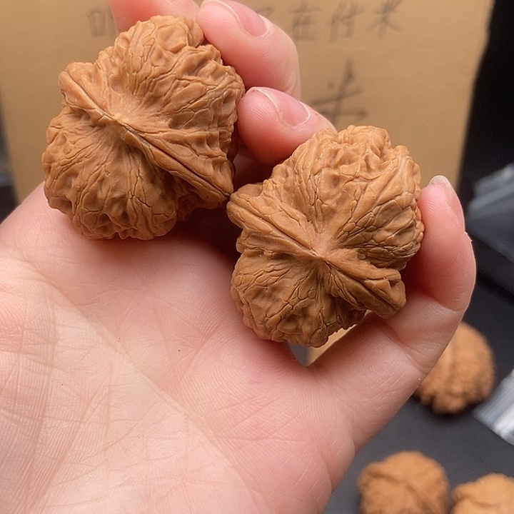 云***雾大大大大大大元宝有黄