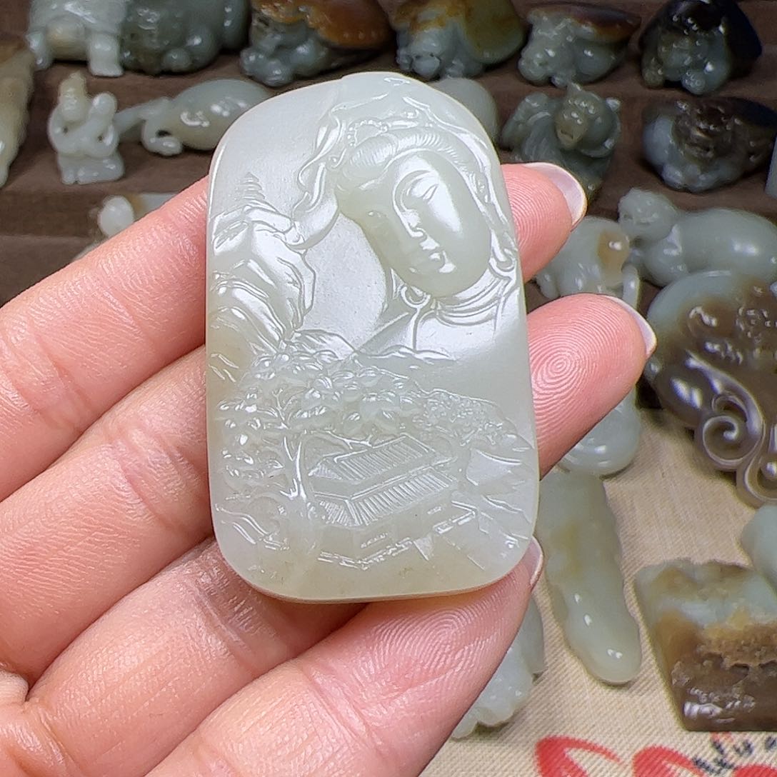 和田玉挂件未镶嵌