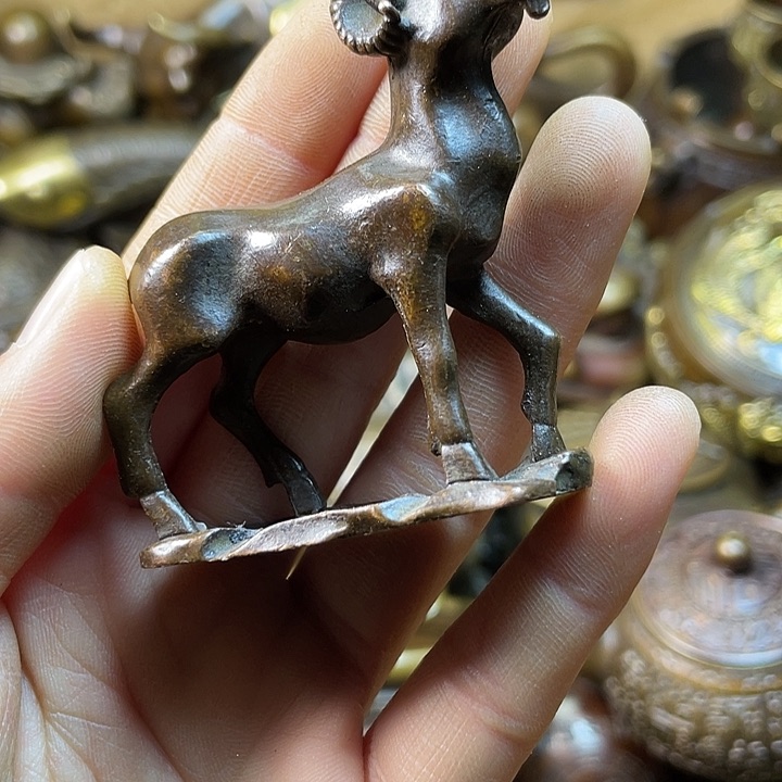 全是铜铜铜器铜器