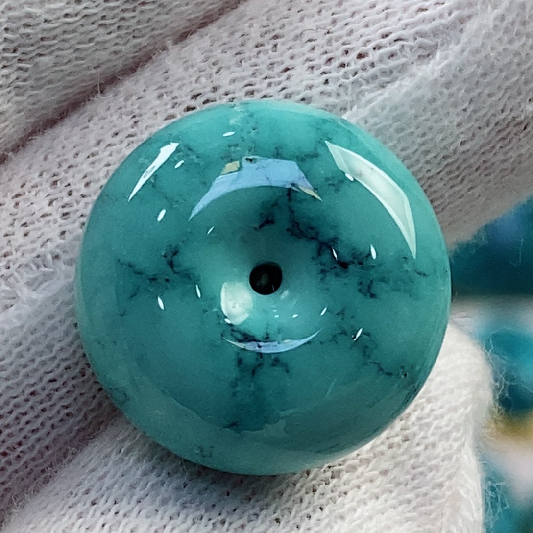 绿松石配饰未镶嵌