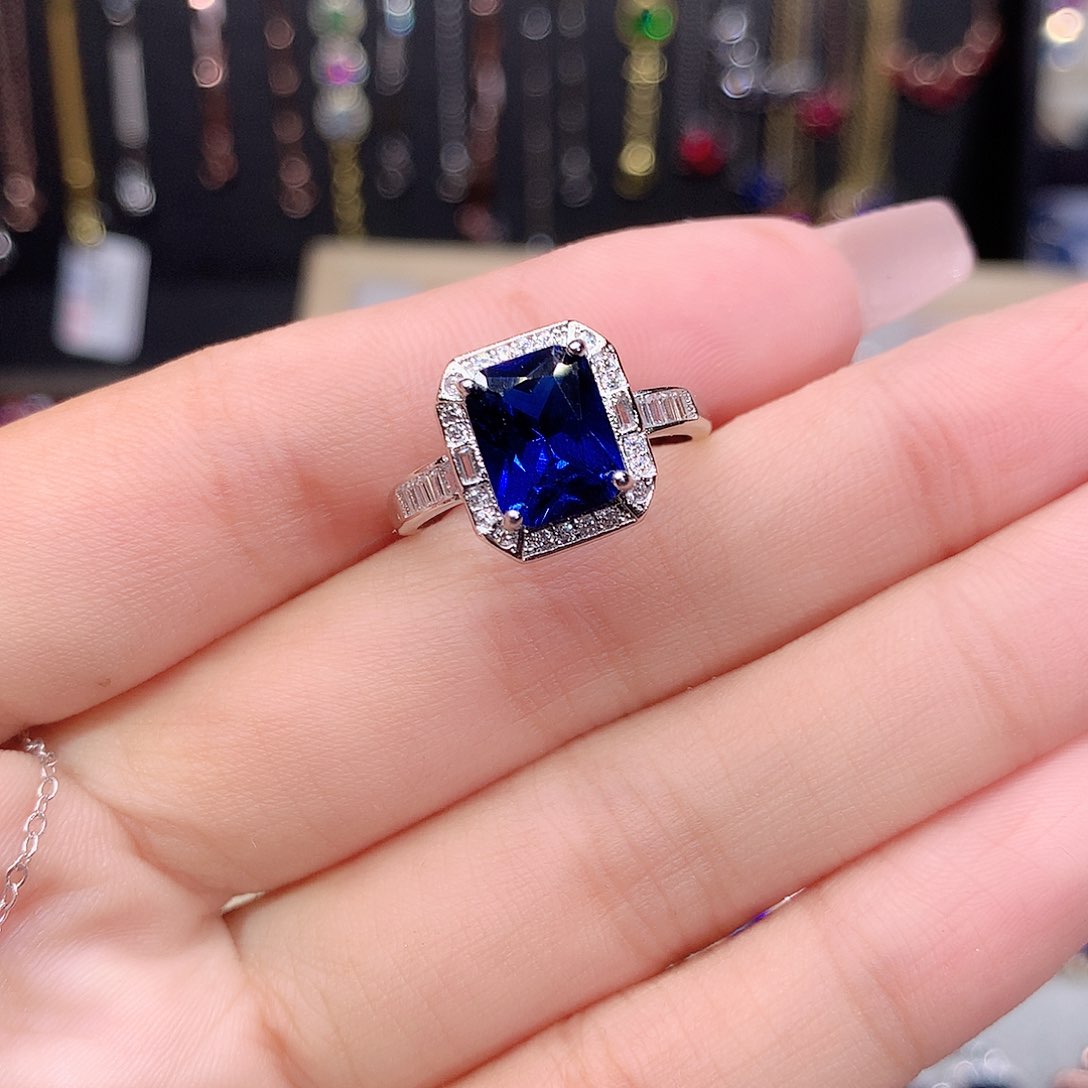 蓝宝石戒指银S925镶嵌白79