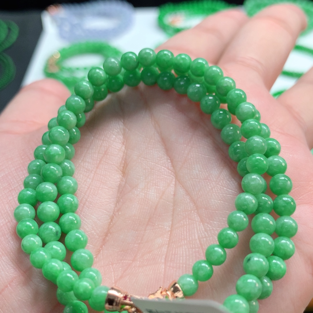 翡翠未镶嵌手链翡翠