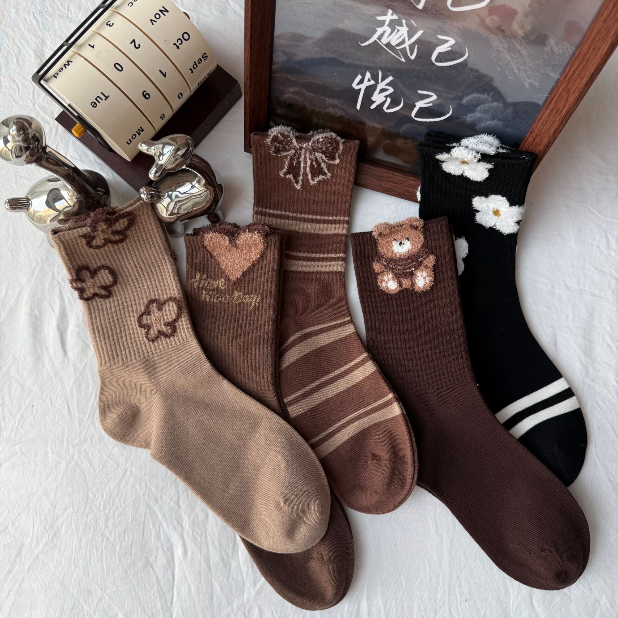 【秋冬爆款】立体小熊饰品袜子女高筒爆款羽毛纱可爱ins潮流百搭