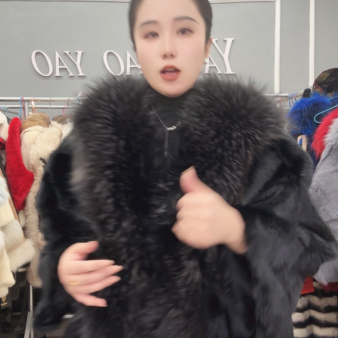 姚小妖家高端皮草