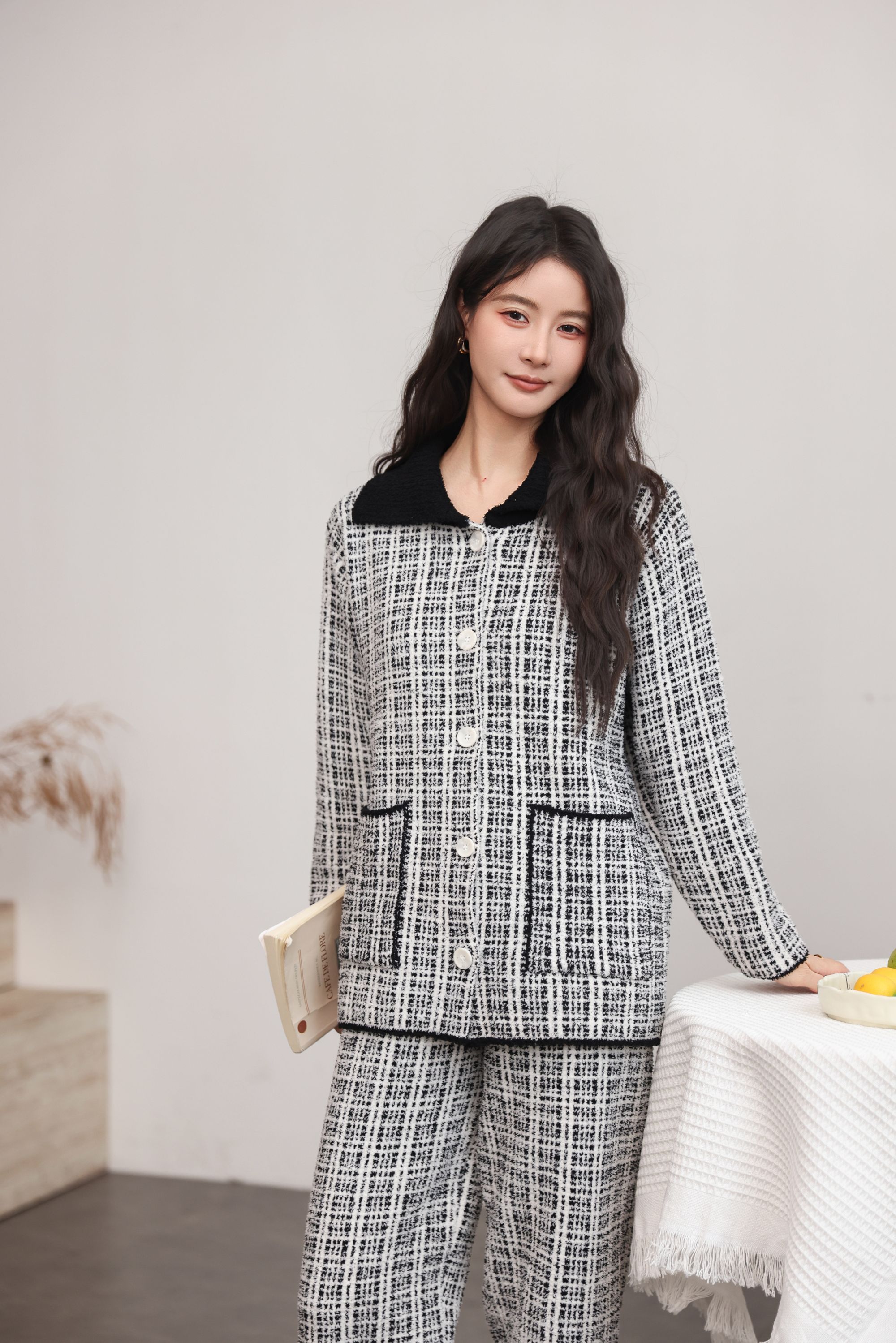 CL-加厚保暖轻奢风可外穿半边绒家居服开衫睡衣套装女款2579