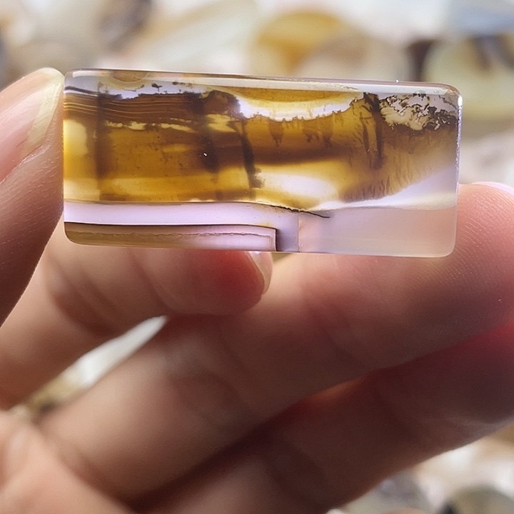 查罗石合金珠宝半成品