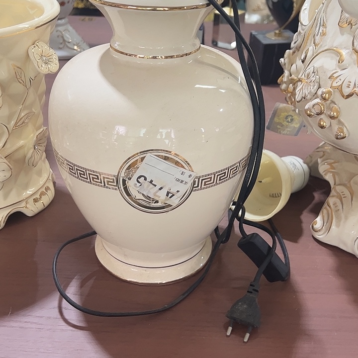 陶瓷瑕。。。。。。。。？。？？？