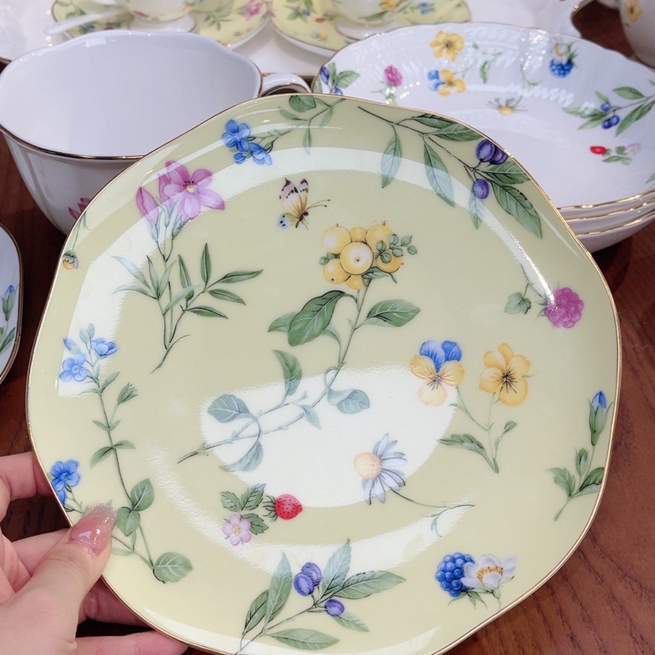 【闪购商品】瓷片盘盘—————————