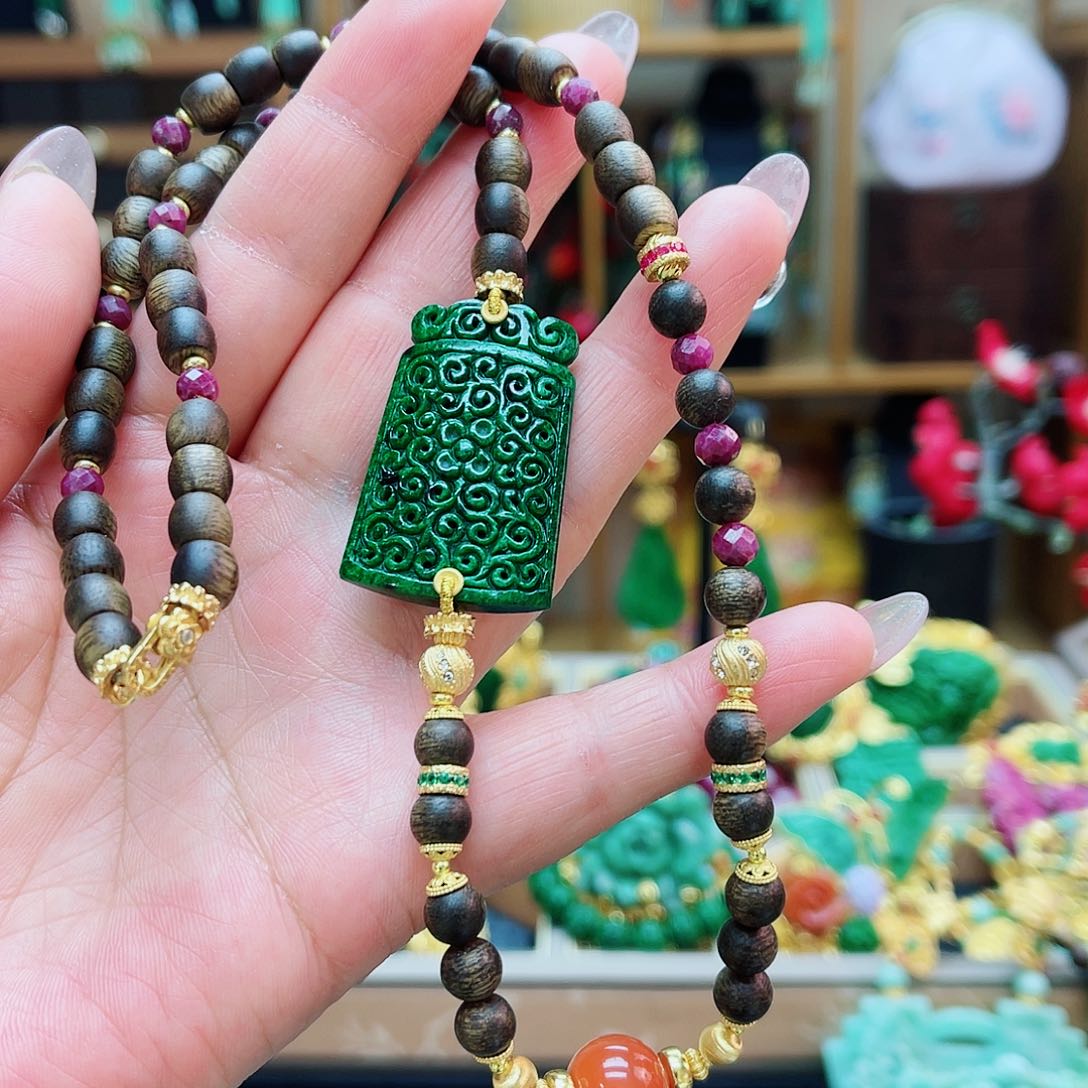 颈饰合金翡翠48小时鉴赏期