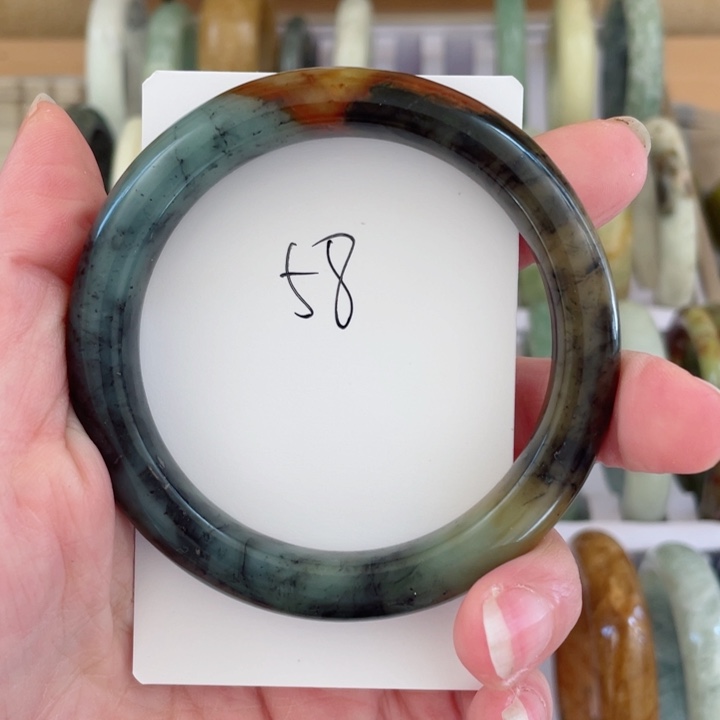 蛇纹石玉手镯未镶嵌提***输