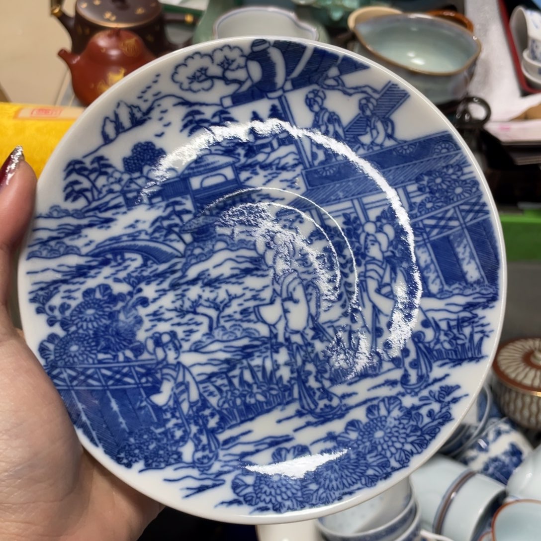 茶***味瓷片126。              