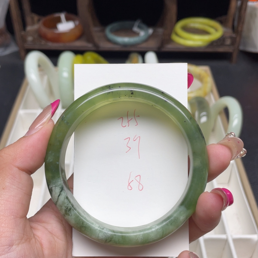 未镶嵌蛇纹石玉手镯