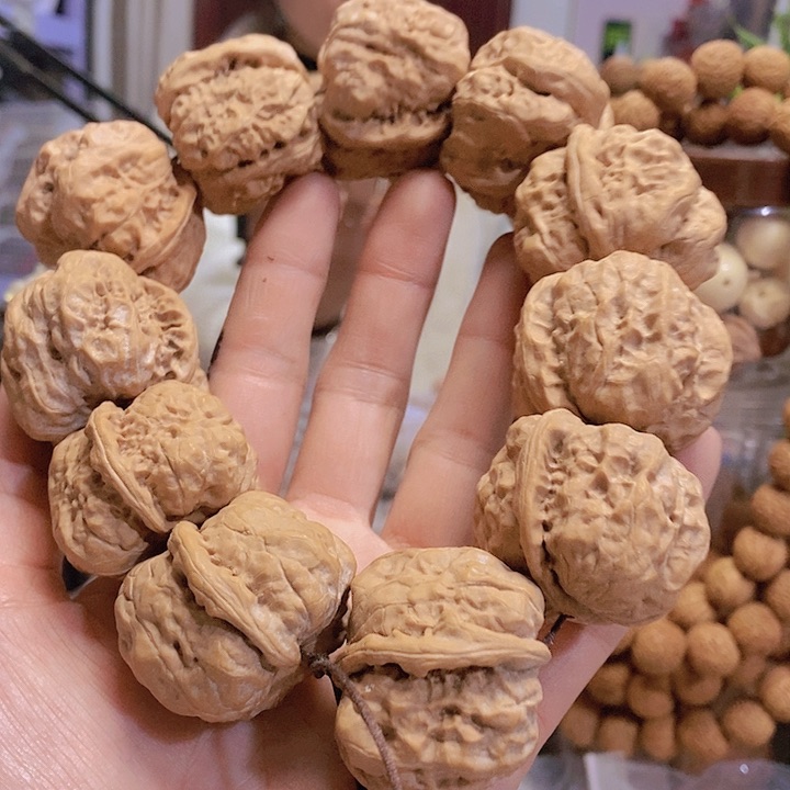 【闪购商品】文玩核桃把件蛤蟆头手持身有黄