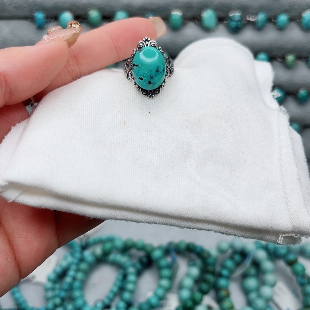 绿松石绿松石未镶嵌J**e