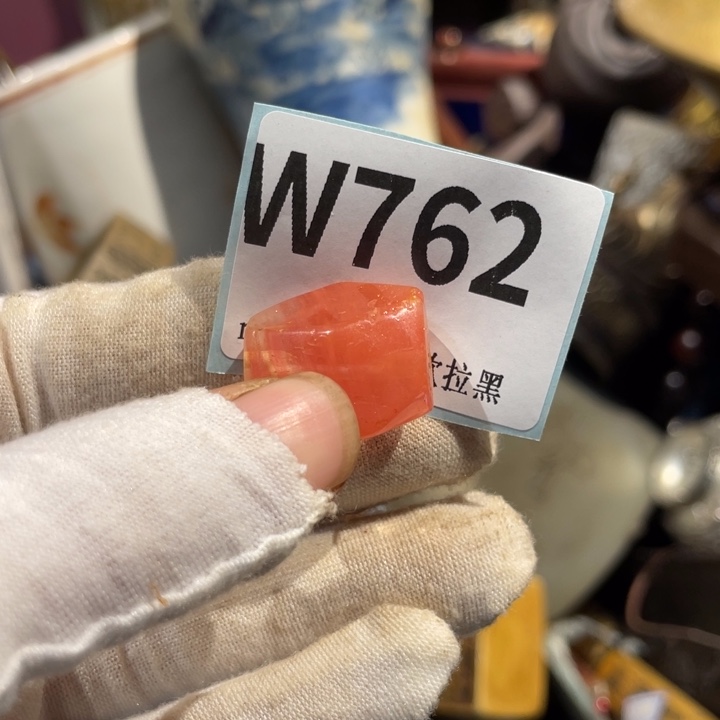 子***今瓷片二表姐直播火爆热卖