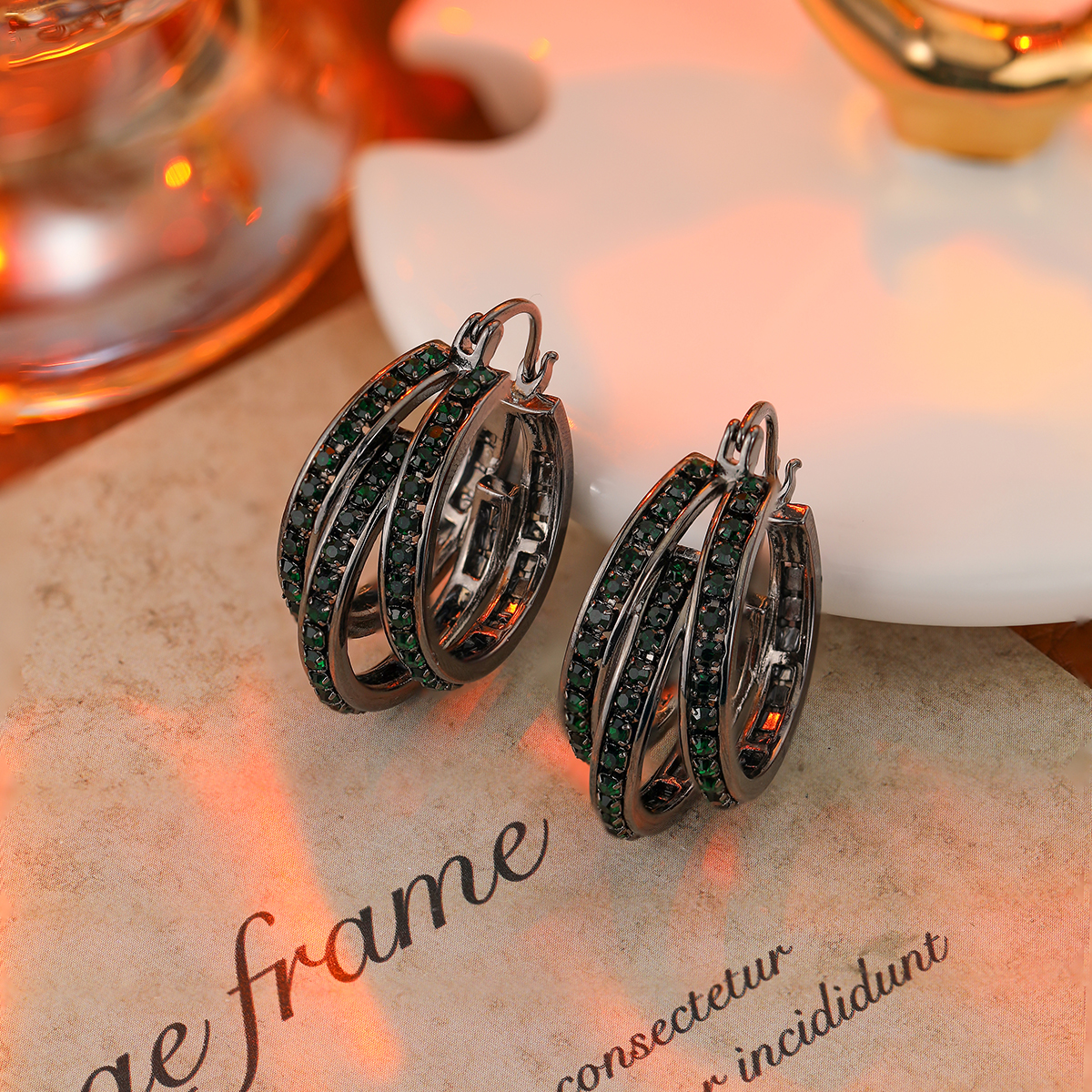 铜合金合成锆石耳饰 时尚轻奢高级感小众设计感圈圈耳环H127