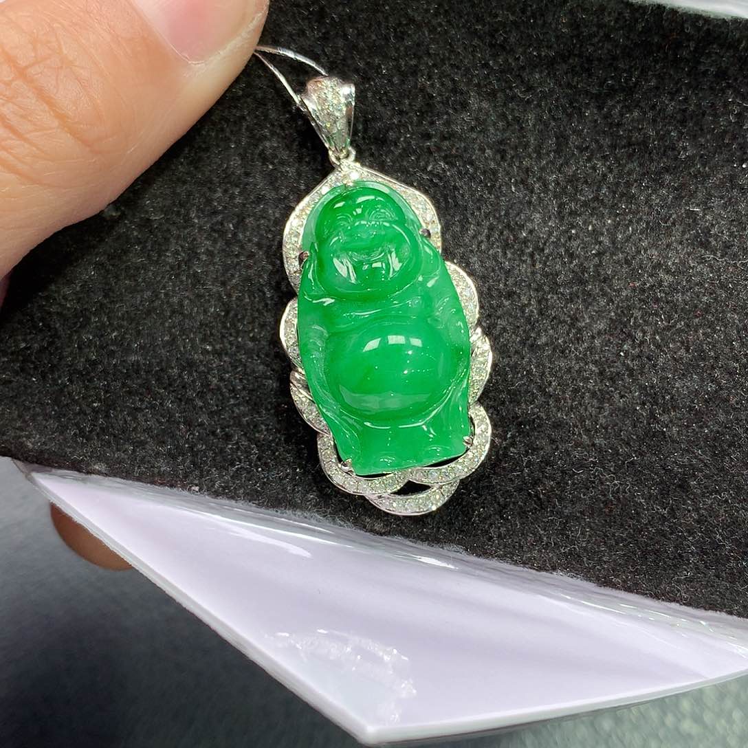 翡翠吊坠(赠链)18K金镶嵌